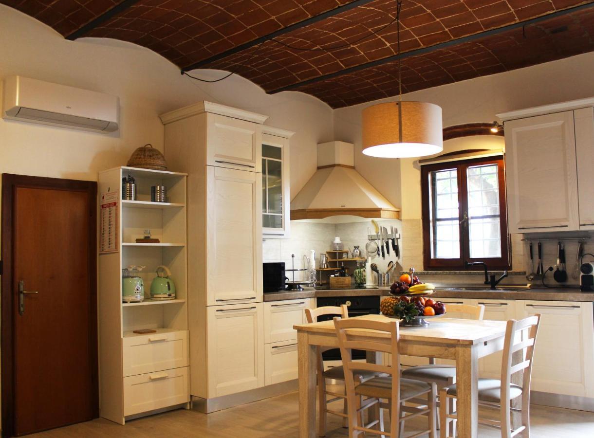 Agriturismo Il Broletto Suvereto Esterno foto