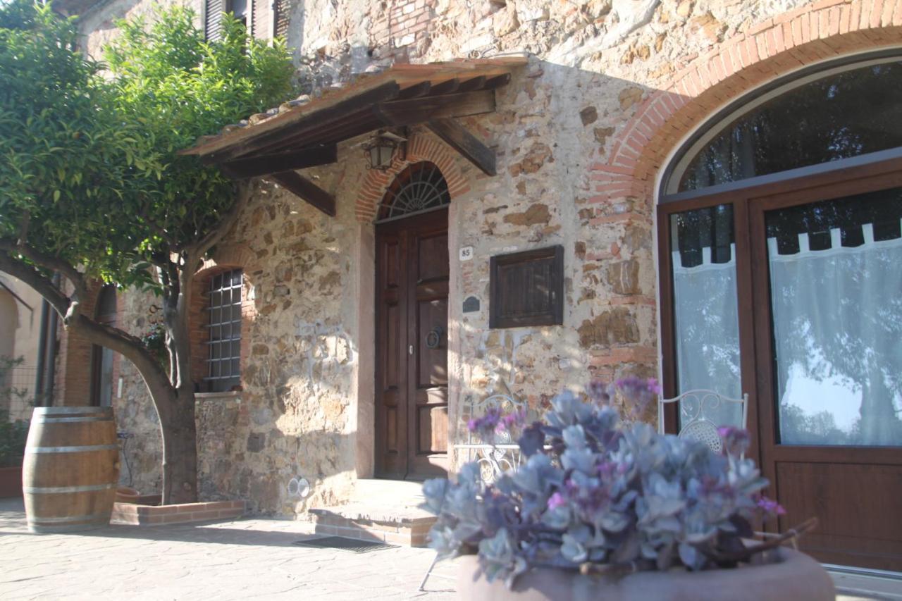 Agriturismo Il Broletto Suvereto Esterno foto